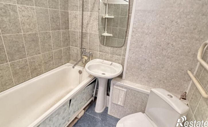1-комн квартира ул Парижской Коммуны, 54,  д. 54