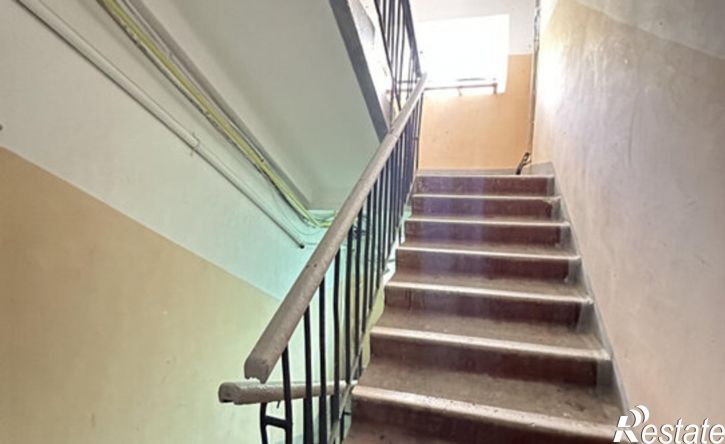 1-комн квартира ул Парижской Коммуны, 54,  д. 54