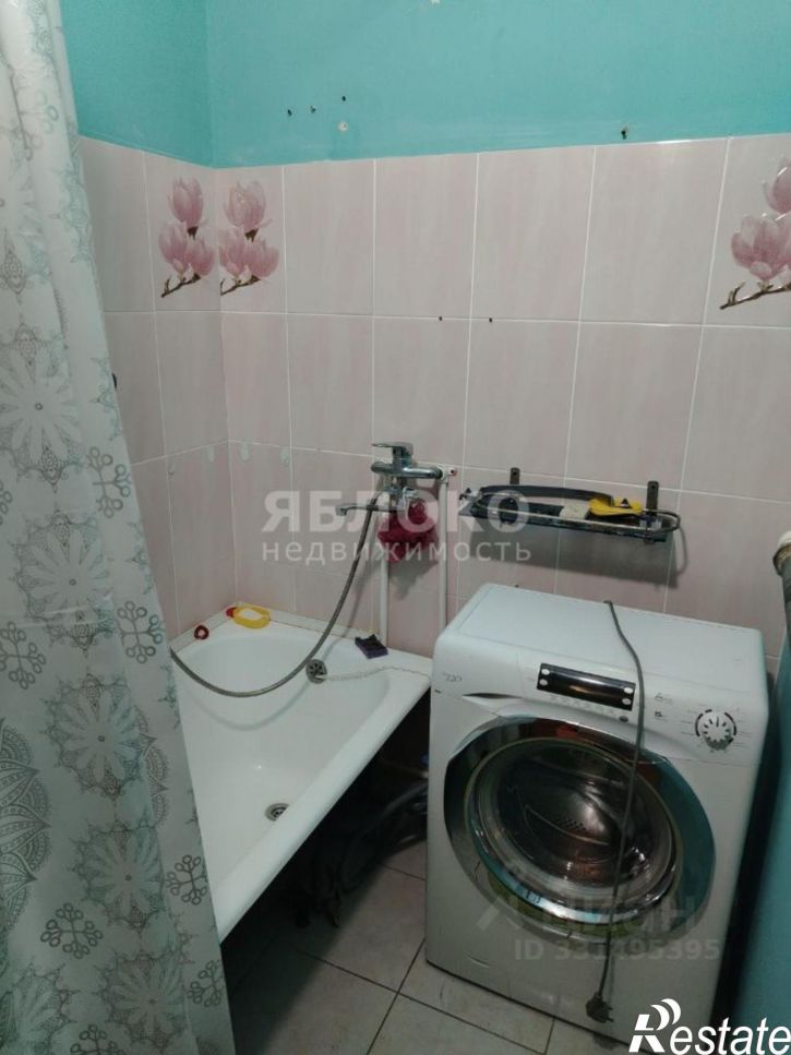 3-комн квартира ул Строителей, 10,  д. 10