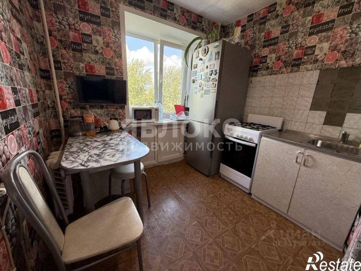 2-комн квартира ул Парижской Коммуны, 54,  д. 54
