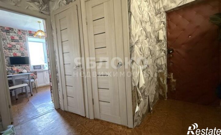 2-комн квартира ул Парижской Коммуны, 54,  д. 54