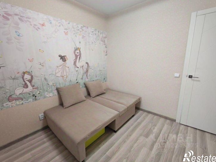 4-комн квартира ул Черняховского, 63,  д. 63